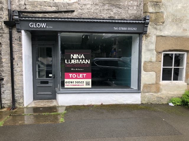 Commercial property to let in Tideswell